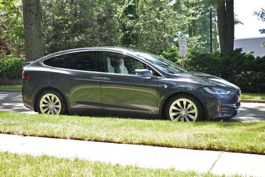2017 Tesla Model x 75D AWD 4dr SUV, available for sale in Great Neck, New York | Camy Cars. Great Neck, New York 2017 Tesla Model x 75D AWD 4dr SUV, available for sale in Great Neck, New York | Camy Cars. Great Neck, New York