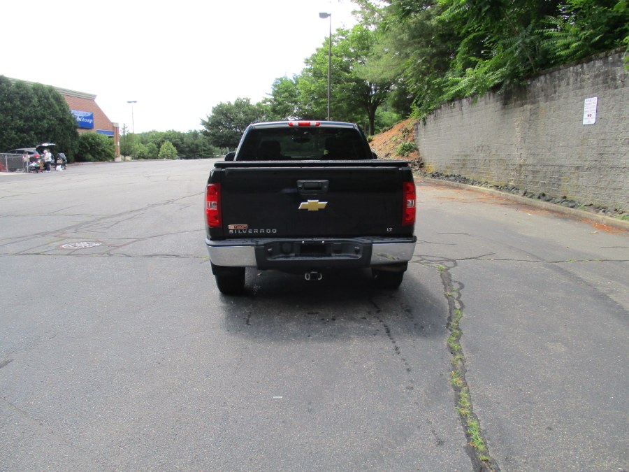 Used Chevrolet Silverado 1500 4WD Ext Cab 143.5" LT 2013 | Universal Motors LLC. New Britain, Connecticut Used Chevrolet Silverado 1500 4WD Ext Cab 143.5" LT 2013 | Universal Motors LLC. New Britain, Connecticut