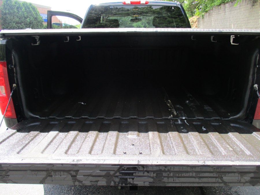 Used Chevrolet Silverado 1500 4WD Ext Cab 143.5" LT 2013 | Universal Motors LLC. New Britain, Connecticut Used Chevrolet Silverado 1500 4WD Ext Cab 143.5" LT 2013 | Universal Motors LLC. New Britain, Connecticut
