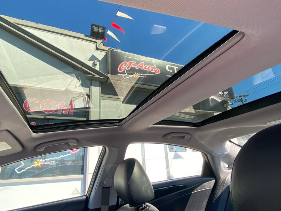 2012 Hyundai Sonata 4dr Sdn 2.4L Auto Limited, available for sale in Bridgeport, Connecticut | CT Auto. Bridgeport, Connecticut 2012 Hyundai Sonata 4dr Sdn 2.4L Auto Limited, available for sale in Bridgeport, Connecticut | CT Auto. Bridgeport, Connecticut