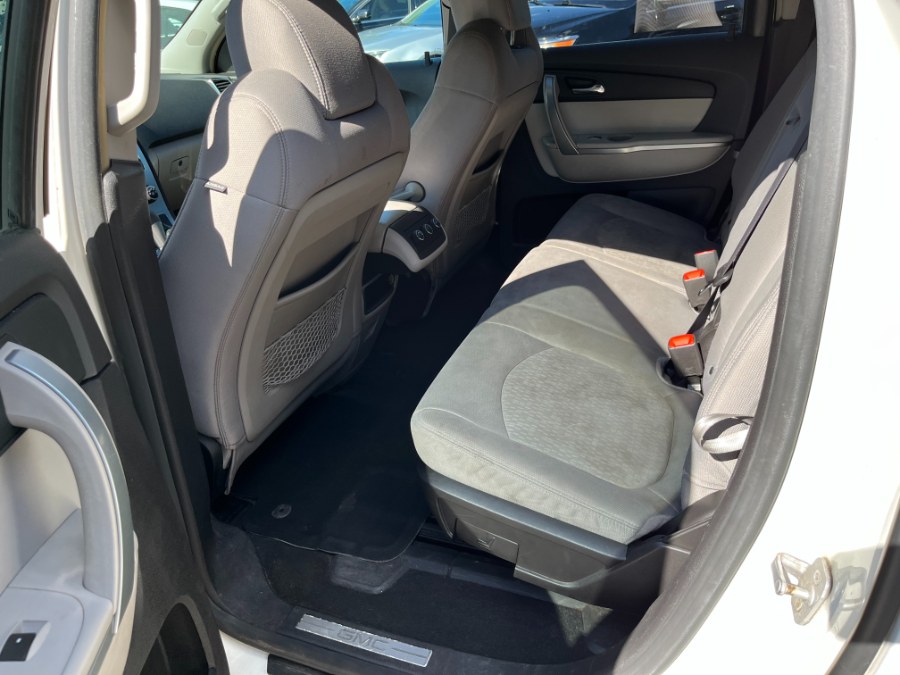 Used GMC Acadia AWD 4dr SLE 2007 | Chris's Auto Clinic. Plainville, Connecticut Used GMC Acadia AWD 4dr SLE 2007 | Chris's Auto Clinic. Plainville, Connecticut