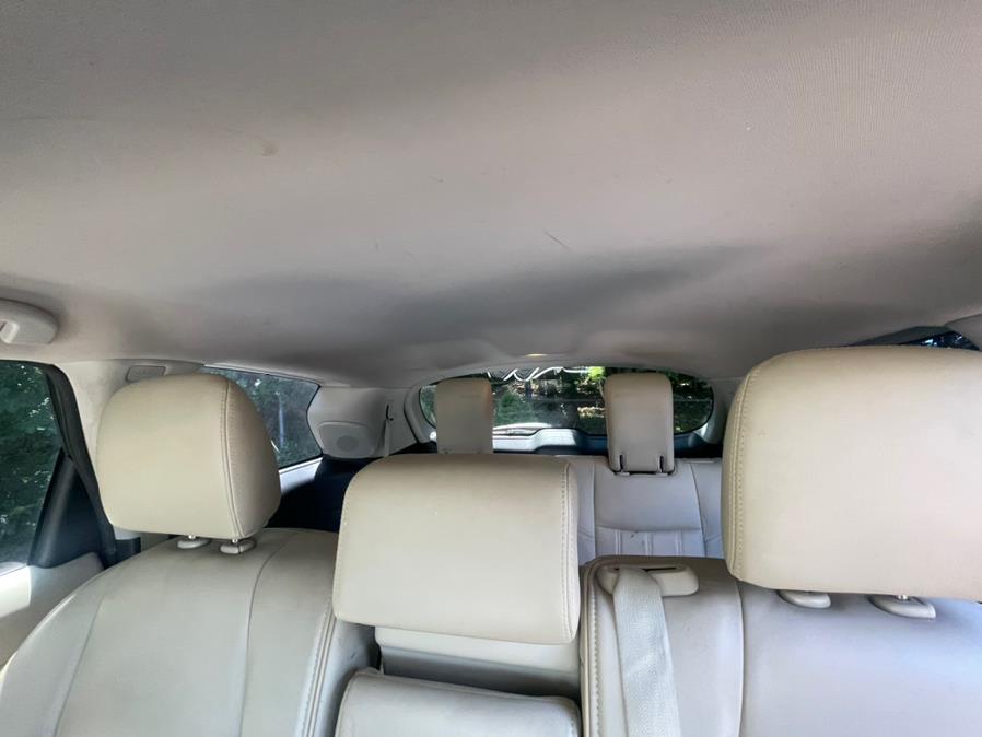 2015 INFINITI QX60 CLEAN CARFAX!, available for sale in Rosedale, New York | Sunrise Auto Sales. Rosedale, New York 2015 INFINITI QX60 CLEAN CARFAX!, available for sale in Rosedale, New York | Sunrise Auto Sales. Rosedale, New York