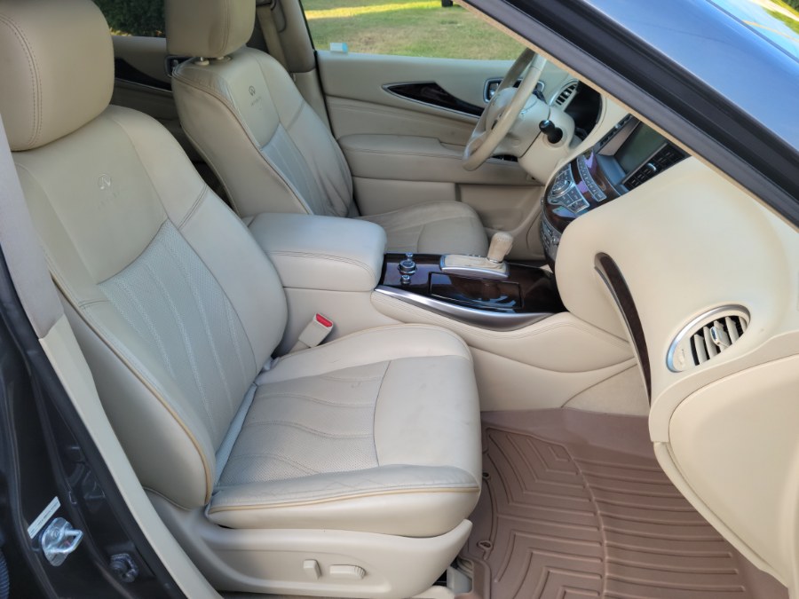 Used INFINITI JX35 AWD 4dr Navi Panoramic 3rd Raw Camera`s 2013 | Toro Auto. East Windsor, Connecticut Used INFINITI JX35 AWD 4dr Navi Panoramic 3rd Raw Camera`s 2013 | Toro Auto. East Windsor, Connecticut