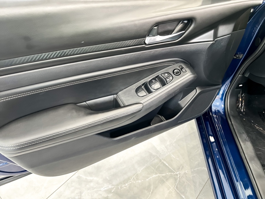 2020 Nissan Altima 2.5 S Sedan, available for sale in Franklin Square, New York | Luxury Motor Club. Franklin Square, New York 2020 Nissan Altima 2.5 S Sedan, available for sale in Franklin Square, New York | Luxury Motor Club. Franklin Square, New York