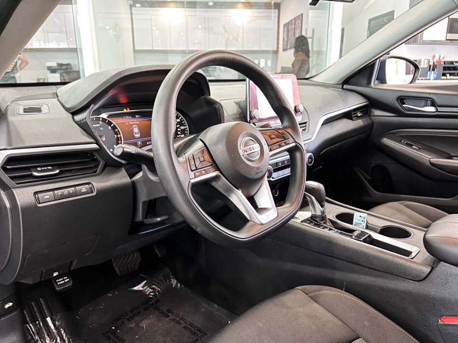 2020 Nissan Altima 2.5 S Sedan, available for sale in Franklin Square, New York | Luxury Motor Club. Franklin Square, New York 2020 Nissan Altima 2.5 S Sedan, available for sale in Franklin Square, New York | Luxury Motor Club. Franklin Square, New York