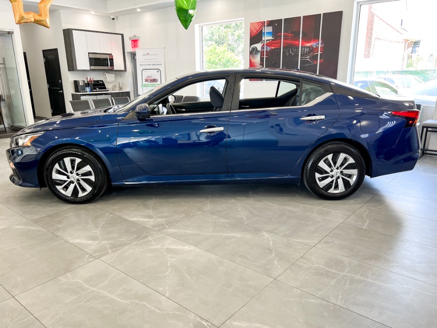 2020 Nissan Altima 2.5 S Sedan, available for sale in Franklin Square, New York | Luxury Motor Club. Franklin Square, New York 2020 Nissan Altima 2.5 S Sedan, available for sale in Franklin Square, New York | Luxury Motor Club. Franklin Square, New York