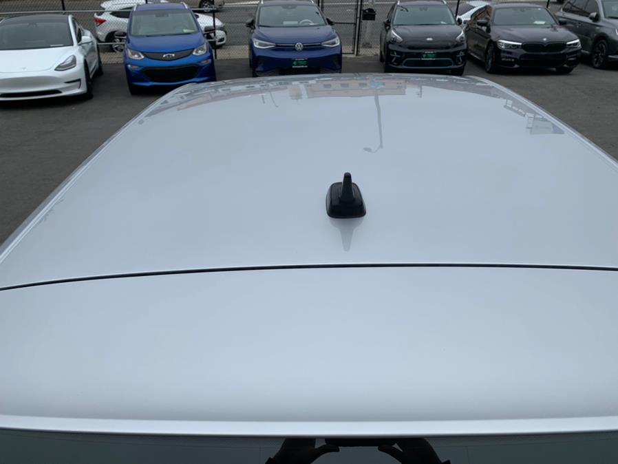 Used Volkswagen e-Golf SE 2019 | Green Light Auto Wholesale. Daly City, California Used Volkswagen e-Golf SE 2019 | Green Light Auto Wholesale. Daly City, California