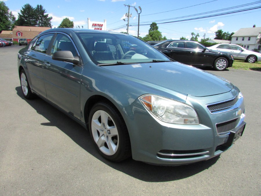 2009 Chevrolet Malibu 4dr Sdn LS w/1LS, available for sale in East Windsor, Connecticut | United Auto Sales of E Windsor, Inc. East Windsor, Connecticut 2009 Chevrolet Malibu 4dr Sdn LS w/1LS, available for sale in East Windsor, Connecticut | United Auto Sales of E Windsor, Inc. East Windsor, Connecticut