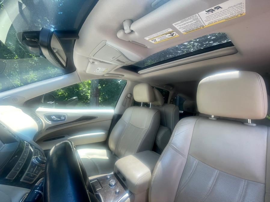 2015 INFINITI QX60 CLEAN CARFAX!, available for sale in Elmont, New York | Sunrise of Elmont. Elmont, New York 2015 INFINITI QX60 CLEAN CARFAX!, available for sale in Elmont, New York | Sunrise of Elmont. Elmont, New York