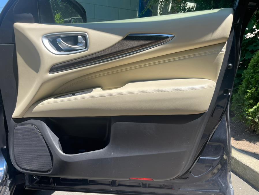 2015 INFINITI QX60 CLEAN CARFAX!, available for sale in Elmont, New York | Sunrise of Elmont. Elmont, New York 2015 INFINITI QX60 CLEAN CARFAX!, available for sale in Elmont, New York | Sunrise of Elmont. Elmont, New York