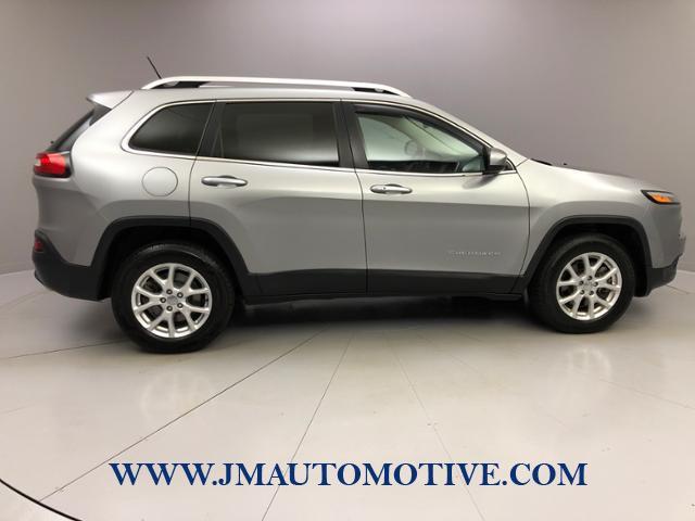 2015 Jeep Cherokee 4WD 4dr Latitude, available for sale in Naugatuck, Connecticut | J&M Automotive Sls&Svc LLC. Naugatuck, Connecticut 2015 Jeep Cherokee 4WD 4dr Latitude, available for sale in Naugatuck, Connecticut | J&M Automotive Sls&Svc LLC. Naugatuck, Connecticut