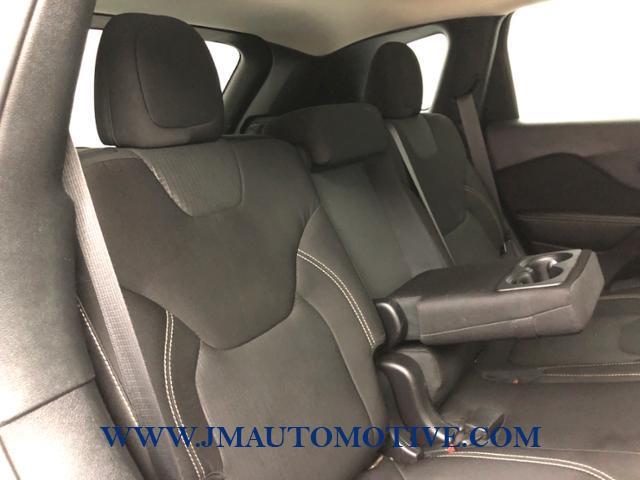 2015 Jeep Cherokee 4WD 4dr Latitude, available for sale in Naugatuck, Connecticut | J&M Automotive Sls&Svc LLC. Naugatuck, Connecticut 2015 Jeep Cherokee 4WD 4dr Latitude, available for sale in Naugatuck, Connecticut | J&M Automotive Sls&Svc LLC. Naugatuck, Connecticut