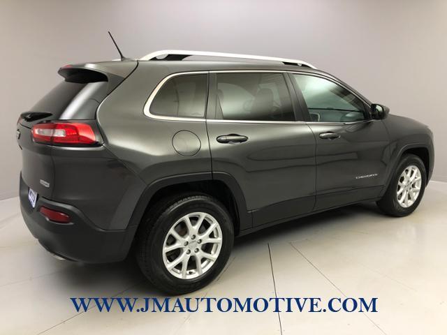 2015 Jeep Cherokee 4WD 4dr Latitude, available for sale in Naugatuck, Connecticut | J&M Automotive Sls&Svc LLC. Naugatuck, Connecticut 2015 Jeep Cherokee 4WD 4dr Latitude, available for sale in Naugatuck, Connecticut | J&M Automotive Sls&Svc LLC. Naugatuck, Connecticut