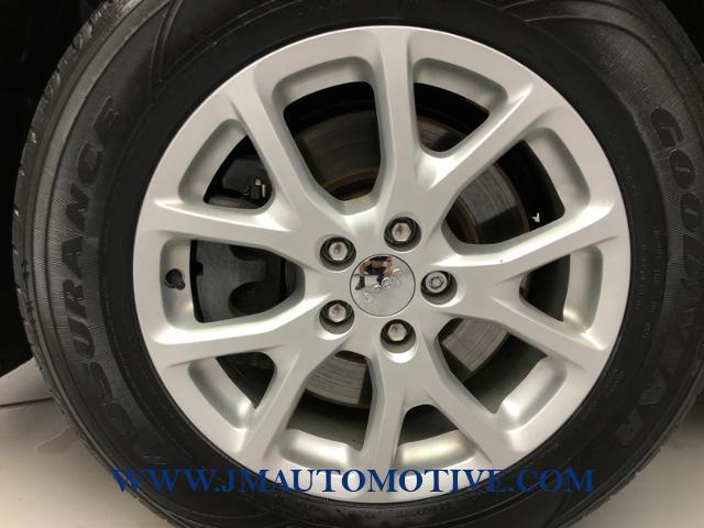 2015 Jeep Cherokee 4WD 4dr Latitude, available for sale in Naugatuck, Connecticut | J&M Automotive Sls&Svc LLC. Naugatuck, Connecticut 2015 Jeep Cherokee 4WD 4dr Latitude, available for sale in Naugatuck, Connecticut | J&M Automotive Sls&Svc LLC. Naugatuck, Connecticut