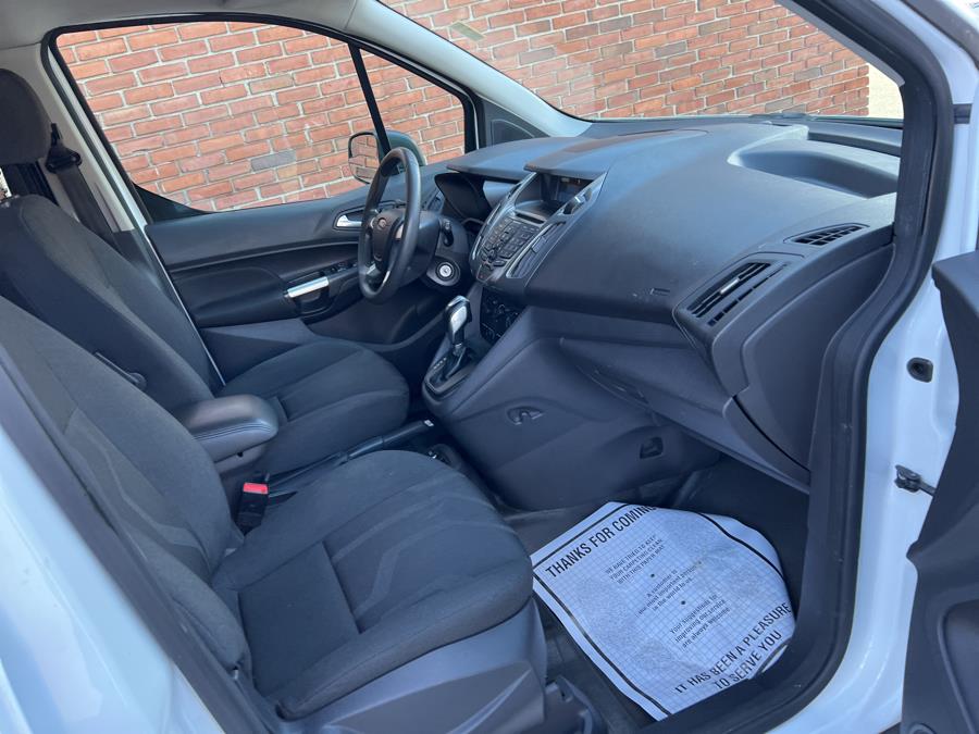 2015 Ford Transit Connect Wagon 4dr Wgn XLT w/Rear Liftgate, available for sale in Waterbury, Connecticut | National Auto Brokers, Inc.. Waterbury, Connecticut 2015 Ford Transit Connect Wagon 4dr Wgn XLT w/Rear Liftgate, available for sale in Waterbury, Connecticut | National Auto Brokers, Inc.. Waterbury, Connecticut