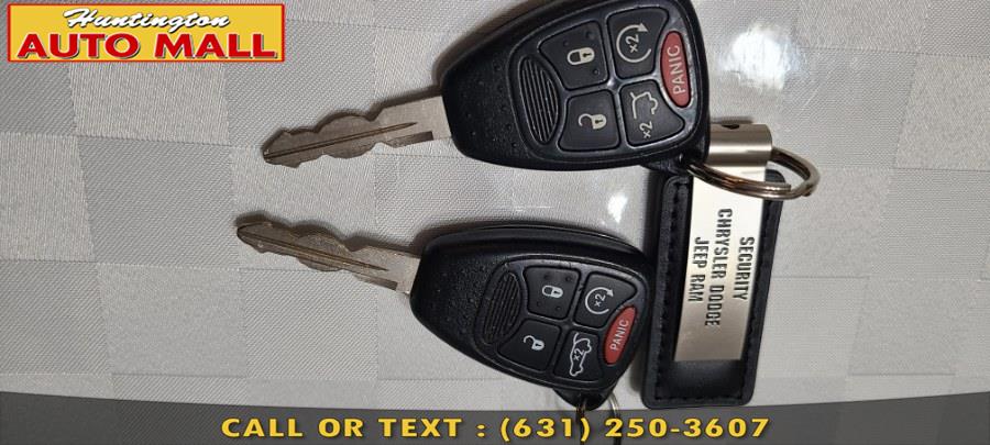 2012 Jeep Liberty 4WD 4dr Limited Jet, available for sale in Huntington Station, New York | Huntington Auto Mall. Huntington Station, New York 2012 Jeep Liberty 4WD 4dr Limited Jet, available for sale in Huntington Station, New York | Huntington Auto Mall. Huntington Station, New York