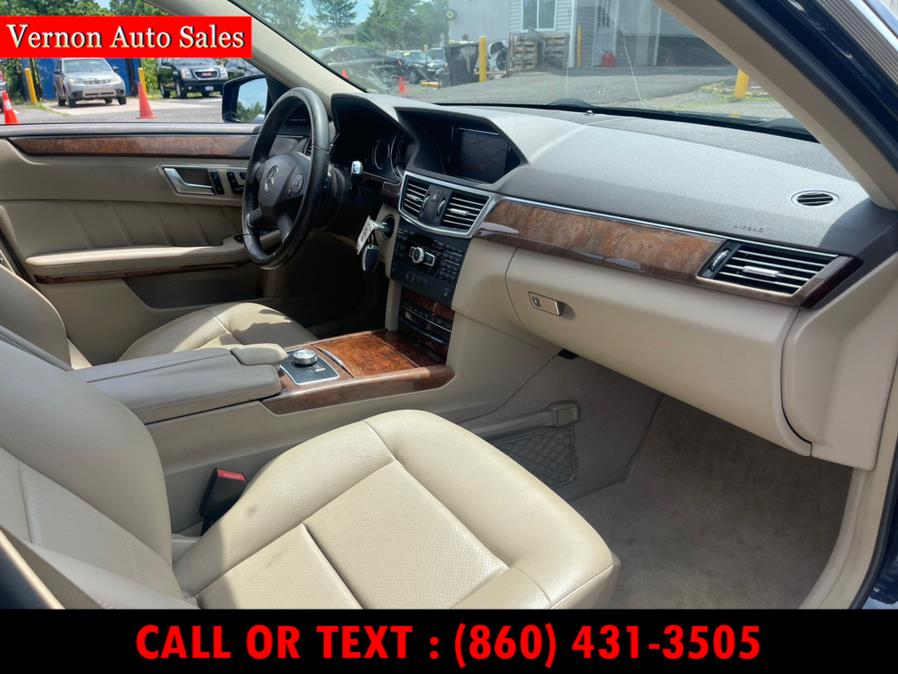 Used Mercedes-Benz E-Class 4dr Sdn E350 Luxury 4MATIC *Ltd Avail* 2013 | Vernon Auto Sale & Service. Manchester, Connecticut Used Mercedes-Benz E-Class 4dr Sdn E350 Luxury 4MATIC *Ltd Avail* 2013 | Vernon Auto Sale & Service. Manchester, Connecticut