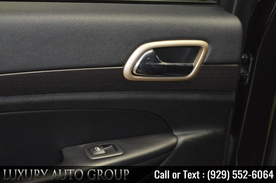 Used Jeep Grand Cherokee 4WD 4dr Laredo 2014 | Luxury Auto Group. Bronx, New York Used Jeep Grand Cherokee 4WD 4dr Laredo 2014 | Luxury Auto Group. Bronx, New York