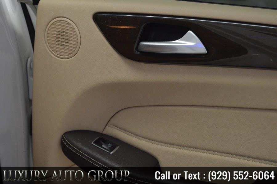 2017 Mercedes-Benz GLE GLE 350 SUV, available for sale in Bronx, New York | Luxury Auto Group. Bronx, New York 2017 Mercedes-Benz GLE GLE 350 SUV, available for sale in Bronx, New York | Luxury Auto Group. Bronx, New York