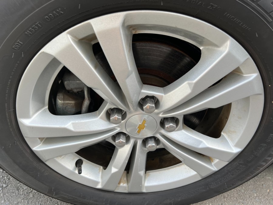 2015 Chevrolet Equinox AWD 4dr LT w/2LT, available for sale in Bristol, Connecticut | Bristol Auto Center LLC. Bristol, Connecticut 2015 Chevrolet Equinox AWD 4dr LT w/2LT, available for sale in Bristol, Connecticut | Bristol Auto Center LLC. Bristol, Connecticut