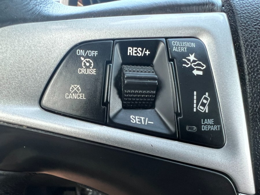 2015 Chevrolet Equinox AWD 4dr LT w/2LT, available for sale in Bristol, Connecticut | Bristol Auto Center LLC. Bristol, Connecticut 2015 Chevrolet Equinox AWD 4dr LT w/2LT, available for sale in Bristol, Connecticut | Bristol Auto Center LLC. Bristol, Connecticut