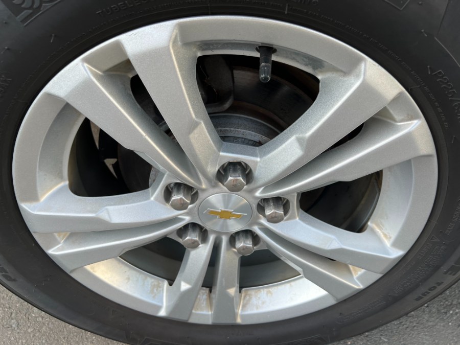 2015 Chevrolet Equinox AWD 4dr LT w/2LT, available for sale in Bristol, Connecticut | Bristol Auto Center LLC. Bristol, Connecticut 2015 Chevrolet Equinox AWD 4dr LT w/2LT, available for sale in Bristol, Connecticut | Bristol Auto Center LLC. Bristol, Connecticut