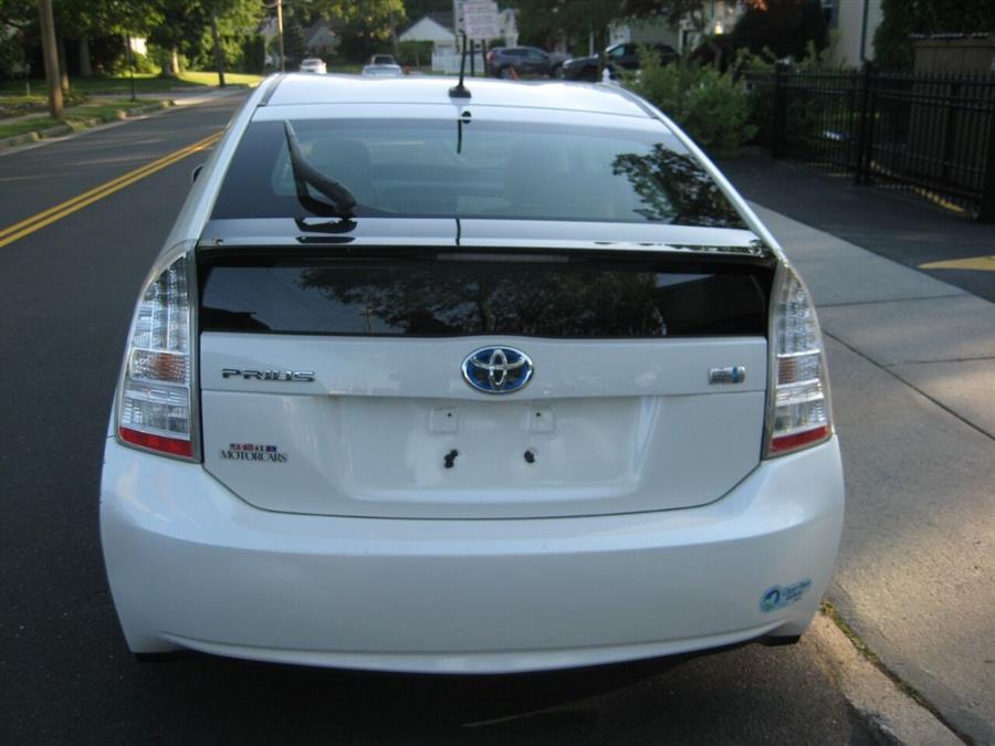 2010 Toyota Prius III 4dr Hatchback, available for sale in Massapequa, New York | Rite Choice Auto Inc.. Massapequa, New York 2010 Toyota Prius III 4dr Hatchback, available for sale in Massapequa, New York | Rite Choice Auto Inc.. Massapequa, New York