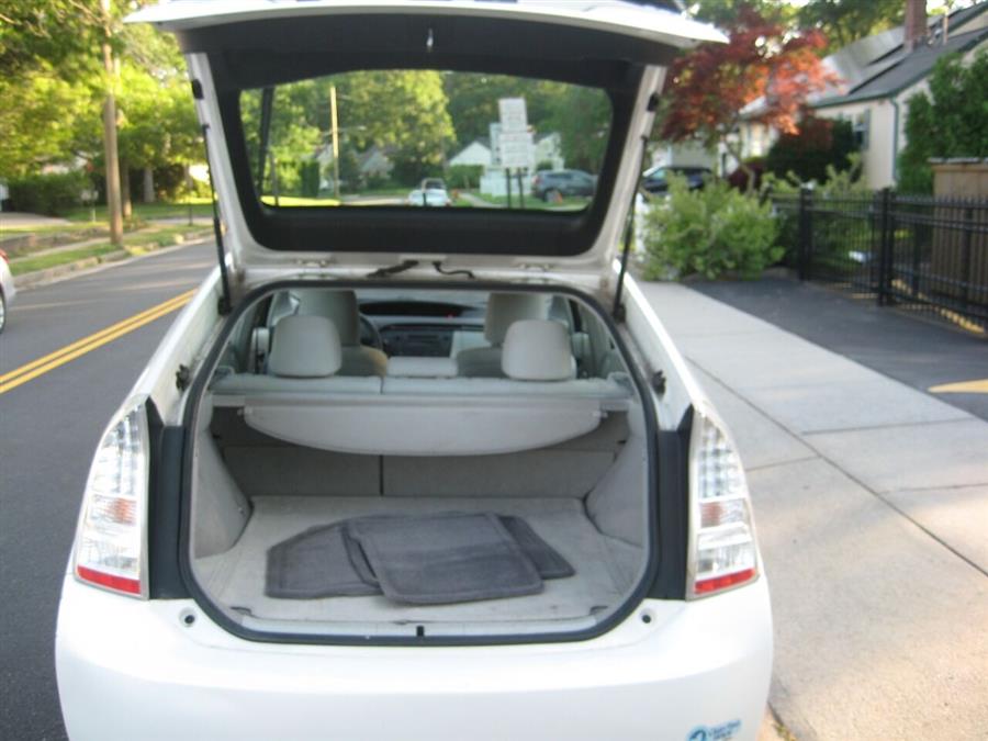 2010 Toyota Prius III 4dr Hatchback, available for sale in Massapequa, New York | Rite Choice Auto Inc.. Massapequa, New York 2010 Toyota Prius III 4dr Hatchback, available for sale in Massapequa, New York | Rite Choice Auto Inc.. Massapequa, New York