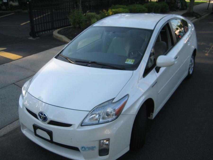 2010 Toyota Prius III 4dr Hatchback, available for sale in Massapequa, New York | Rite Choice Auto Inc.. Massapequa, New York 2010 Toyota Prius III 4dr Hatchback, available for sale in Massapequa, New York | Rite Choice Auto Inc.. Massapequa, New York