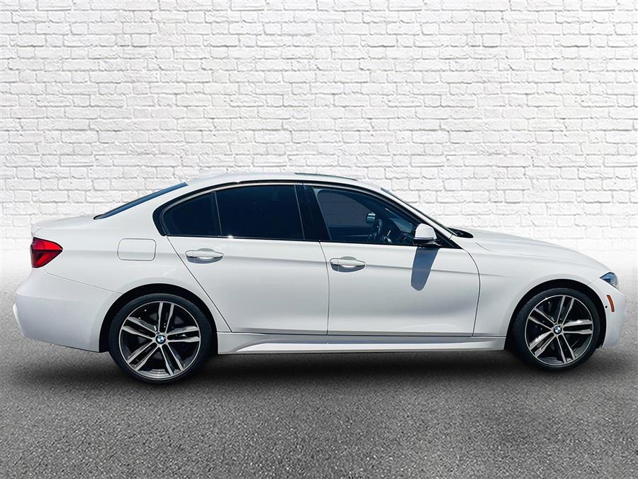 Used BMW 3 Series 340i xDrive Sedan 2018 | Northshore Motors. Syosset , New York Used BMW 3 Series 340i xDrive Sedan 2018 | Northshore Motors. Syosset , New York