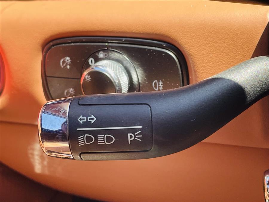 Used Bentley Flying Spur 4dr Sdn V8 2016 | Northshore Motors. Syosset , New York Used Bentley Flying Spur 4dr Sdn V8 2016 | Northshore Motors. Syosset , New York