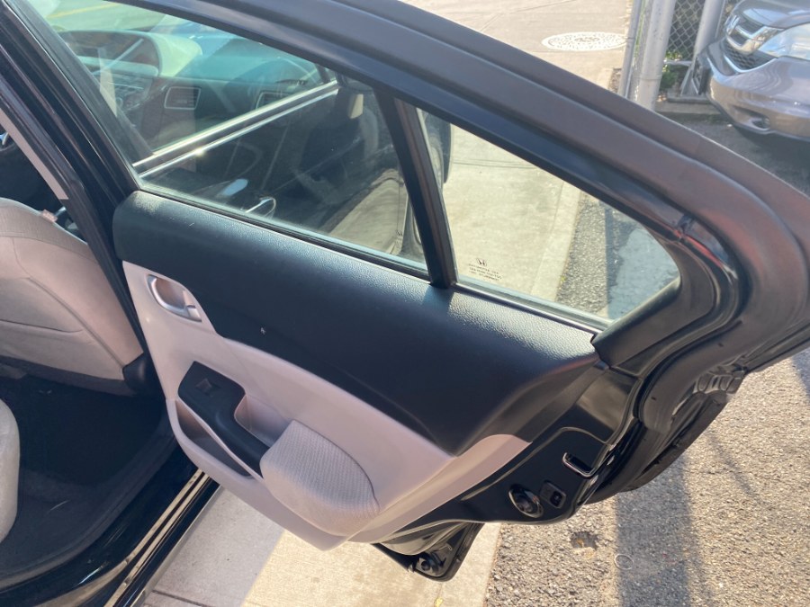 2013 Honda Civic Sdn 4dr Auto LX, available for sale in Middle Village, New York | Middle Village Motors . Middle Village, New York 2013 Honda Civic Sdn 4dr Auto LX, available for sale in Middle Village, New York | Middle Village Motors . Middle Village, New York
