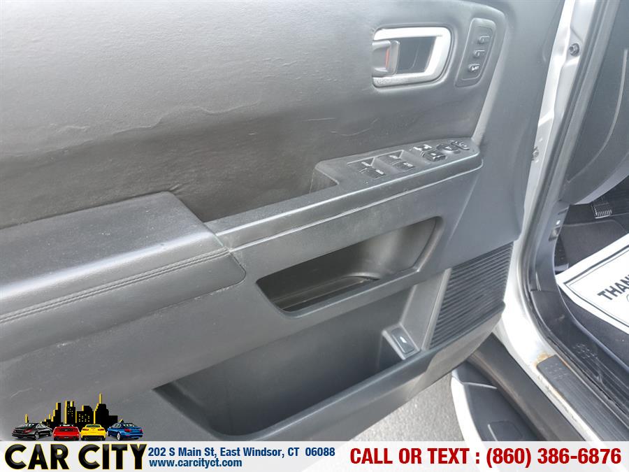 Used Honda Pilot 4WD 4dr Touring w/Navi 2010 | Car City LLC. East Windsor, Connecticut Used Honda Pilot 4WD 4dr Touring w/Navi 2010 | Car City LLC. East Windsor, Connecticut