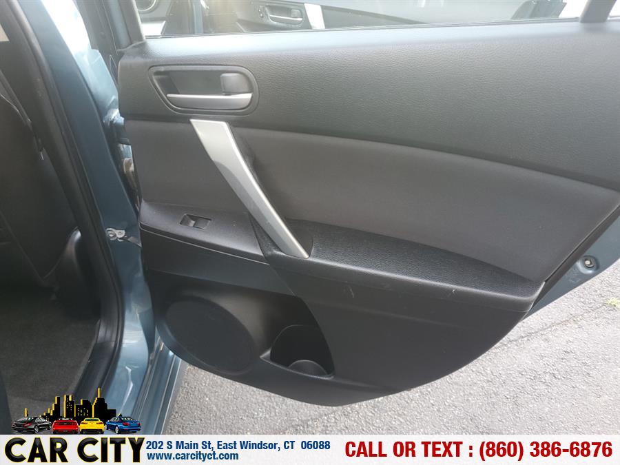 2010 Mazda Mazda3 5dr HB Auto s Sport, available for sale in East Windsor, Connecticut | Car City LLC. East Windsor, Connecticut 2010 Mazda Mazda3 5dr HB Auto s Sport, available for sale in East Windsor, Connecticut | Car City LLC. East Windsor, Connecticut