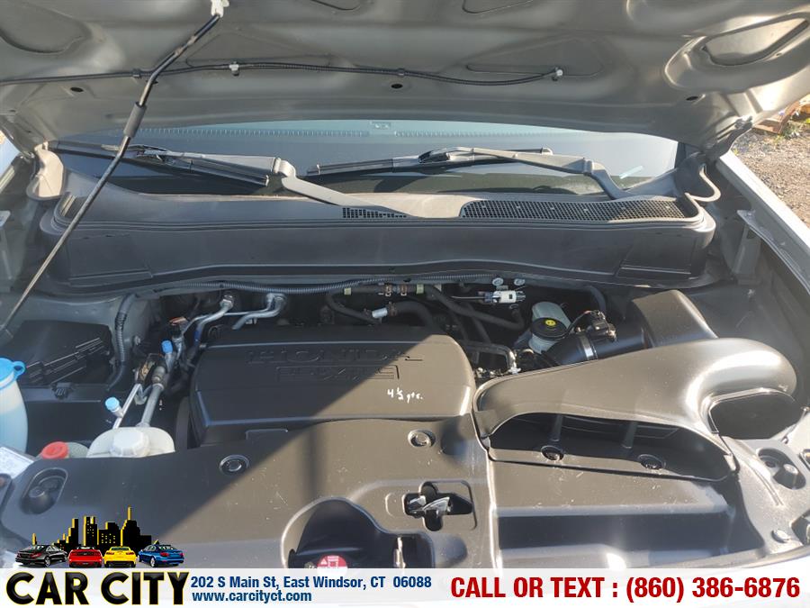2011 Honda Pilot 4WD 4dr EX-L, available for sale in East Windsor, Connecticut | Car City LLC. East Windsor, Connecticut 2011 Honda Pilot 4WD 4dr EX-L, available for sale in East Windsor, Connecticut | Car City LLC. East Windsor, Connecticut