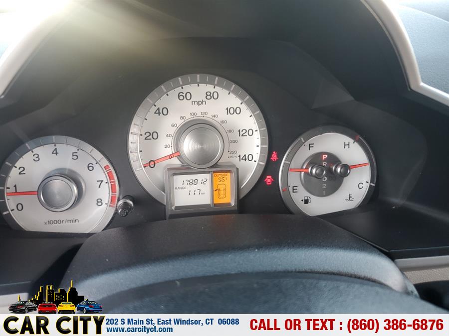 2011 Honda Pilot 4WD 4dr EX-L, available for sale in East Windsor, Connecticut | Car City LLC. East Windsor, Connecticut 2011 Honda Pilot 4WD 4dr EX-L, available for sale in East Windsor, Connecticut | Car City LLC. East Windsor, Connecticut
