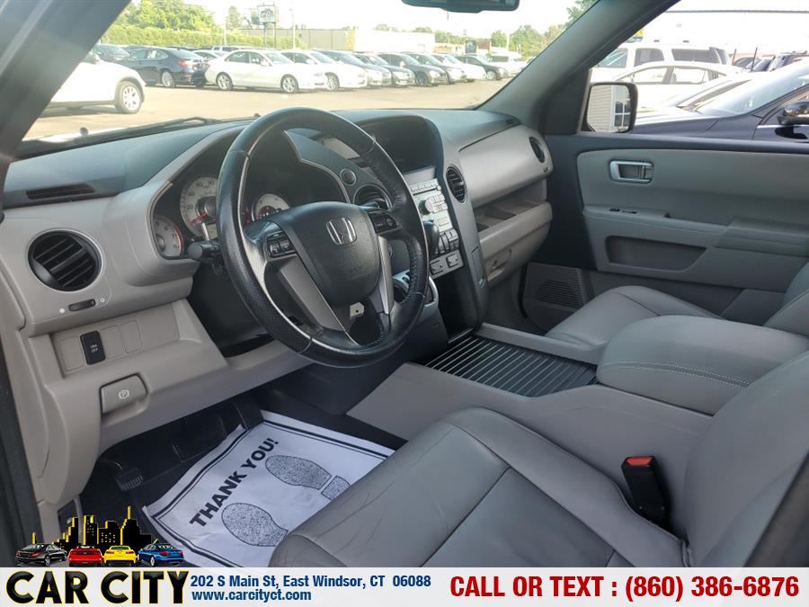 2011 Honda Pilot 4WD 4dr EX-L, available for sale in East Windsor, Connecticut | Car City LLC. East Windsor, Connecticut 2011 Honda Pilot 4WD 4dr EX-L, available for sale in East Windsor, Connecticut | Car City LLC. East Windsor, Connecticut