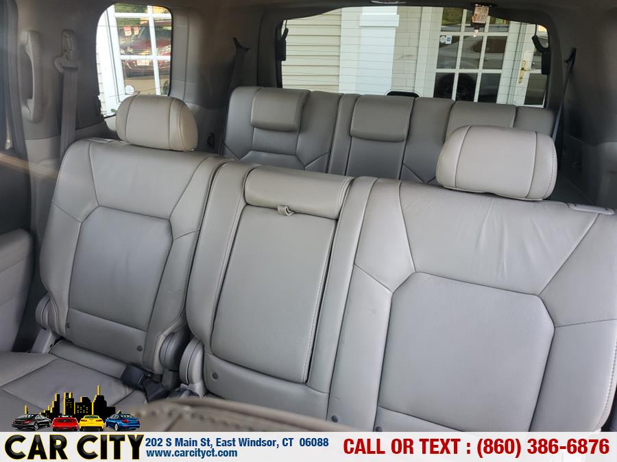 2011 Honda Pilot 4WD 4dr EX-L, available for sale in East Windsor, Connecticut | Car City LLC. East Windsor, Connecticut 2011 Honda Pilot 4WD 4dr EX-L, available for sale in East Windsor, Connecticut | Car City LLC. East Windsor, Connecticut