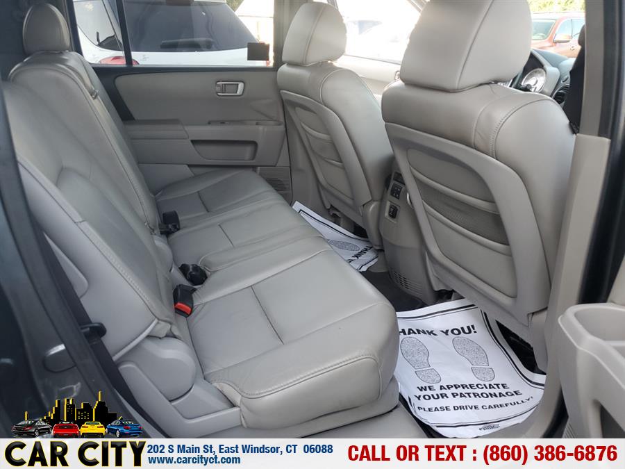 2011 Honda Pilot 4WD 4dr EX-L, available for sale in East Windsor, Connecticut | Car City LLC. East Windsor, Connecticut 2011 Honda Pilot 4WD 4dr EX-L, available for sale in East Windsor, Connecticut | Car City LLC. East Windsor, Connecticut