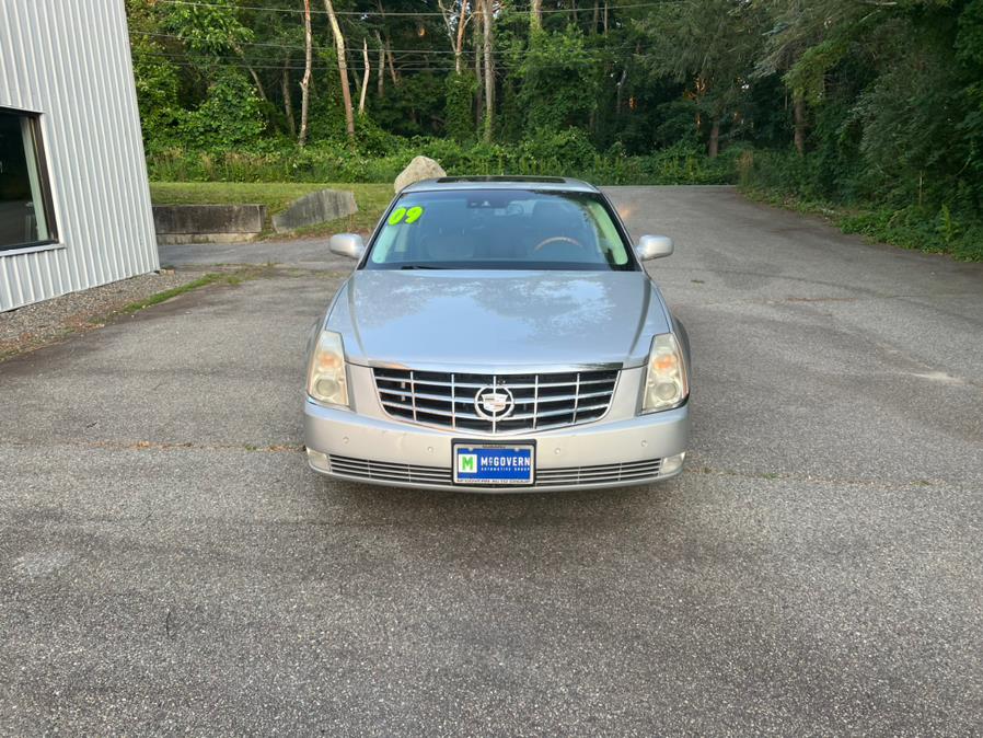 Used 2009 Cadillac DTS in Swansea, Massachusetts | Gas On The Run. Swansea, Massachusetts