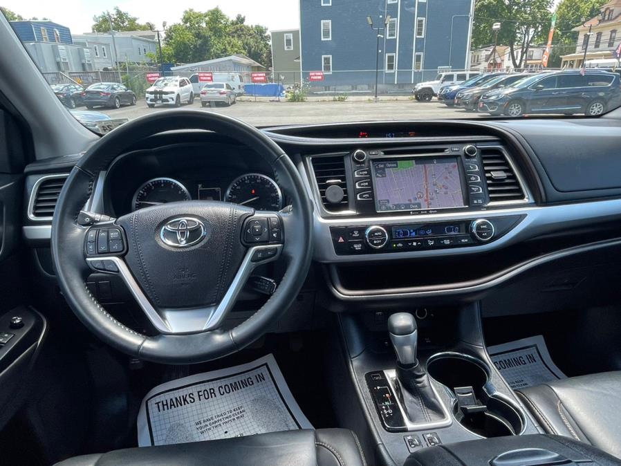 2019 Toyota Highlander XLE V6 AWD (Natl), available for sale in Irvington , New Jersey | Auto Haus of Irvington Corp. Irvington , New Jersey 2019 Toyota Highlander XLE V6 AWD (Natl), available for sale in Irvington , New Jersey | Auto Haus of Irvington Corp. Irvington , New Jersey