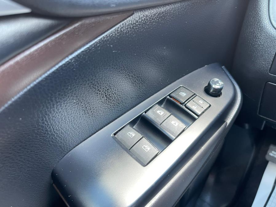 2019 Toyota Highlander XLE V6 AWD (Natl), available for sale in Irvington , New Jersey | Auto Haus of Irvington Corp. Irvington , New Jersey 2019 Toyota Highlander XLE V6 AWD (Natl), available for sale in Irvington , New Jersey | Auto Haus of Irvington Corp. Irvington , New Jersey