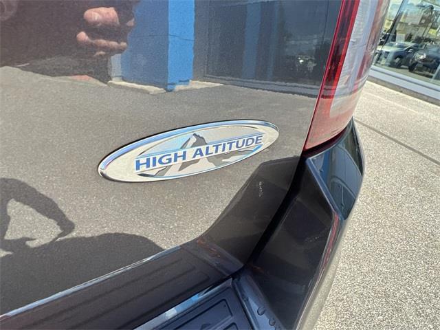 Used Jeep Compass High Altitude 2017 | Sullivan Automotive Group. Avon, Connecticut