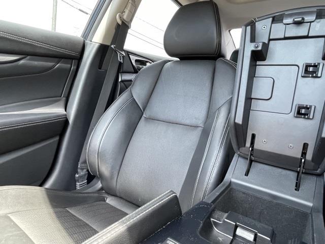 Used Nissan Maxima 3.5 SV 2017 | Blasius of Danbury. Danbury, Connecticut Used Nissan Maxima 3.5 SV 2017 | Blasius of Danbury. Danbury, Connecticut