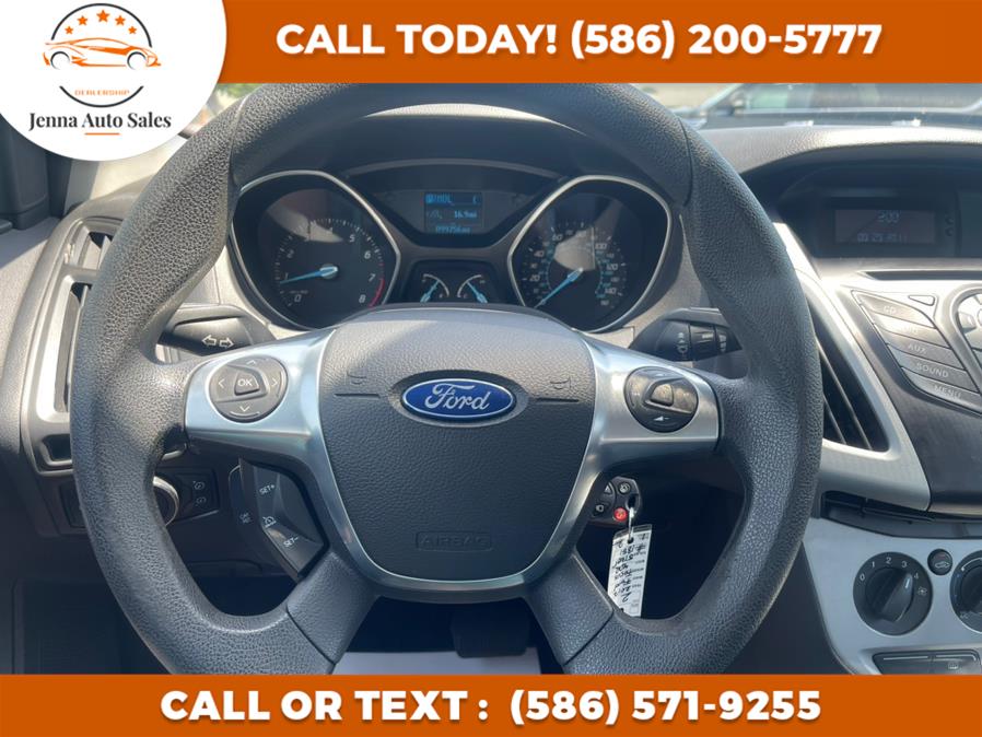 Used Ford Focus 4dr Sdn SE 2012 | Jenna Auto Sale Inc. Roseville, Michigan Used Ford Focus 4dr Sdn SE 2012 | Jenna Auto Sale Inc. Roseville, Michigan