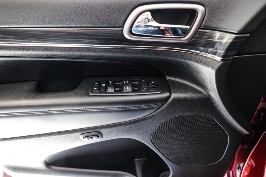 2019 Jeep Grand Cherokee Limited 4x4, available for sale in ELMONT, New York | 26 Motors Long Island. ELMONT, New York 2019 Jeep Grand Cherokee Limited 4x4, available for sale in ELMONT, New York | 26 Motors Long Island. ELMONT, New York