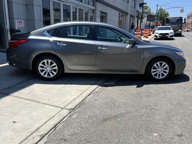Used Nissan Altima 2.5 S 2016 | NY Luxury Motors. Elmont, New York Used Nissan Altima 2.5 S 2016 | NY Luxury Motors. Elmont, New York
