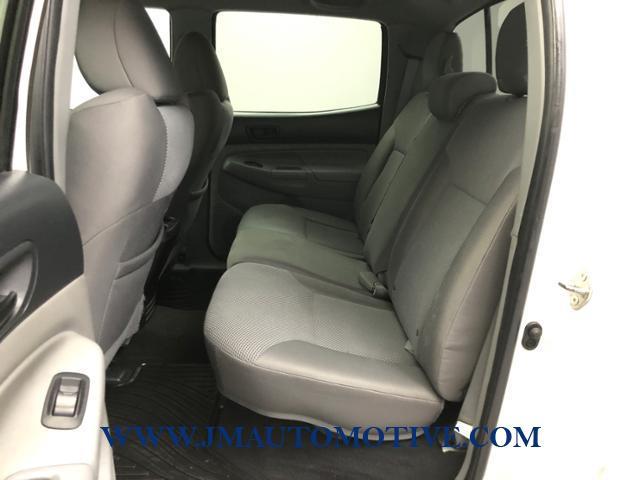 2015 Toyota Tacoma 4WD Double Cab V6 AT, available for sale in Naugatuck, Connecticut | J&M Automotive Sls&Svc LLC. Naugatuck, Connecticut 2015 Toyota Tacoma 4WD Double Cab V6 AT, available for sale in Naugatuck, Connecticut | J&M Automotive Sls&Svc LLC. Naugatuck, Connecticut