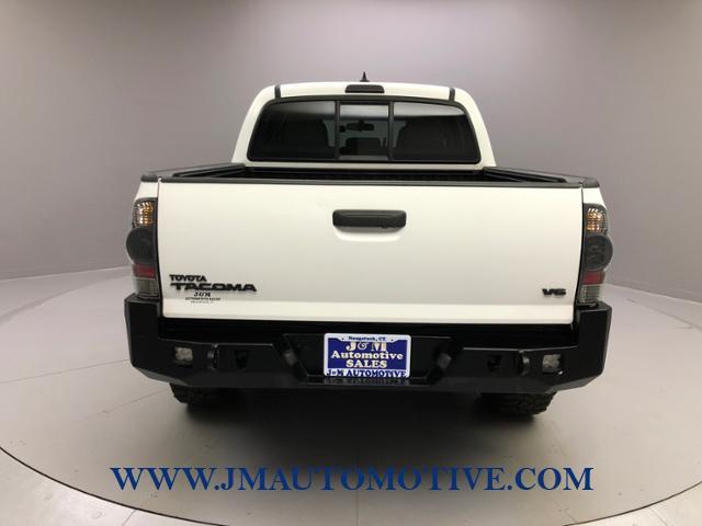 2015 Toyota Tacoma 4WD Double Cab V6 AT, available for sale in Naugatuck, Connecticut | J&M Automotive Sls&Svc LLC. Naugatuck, Connecticut 2015 Toyota Tacoma 4WD Double Cab V6 AT, available for sale in Naugatuck, Connecticut | J&M Automotive Sls&Svc LLC. Naugatuck, Connecticut