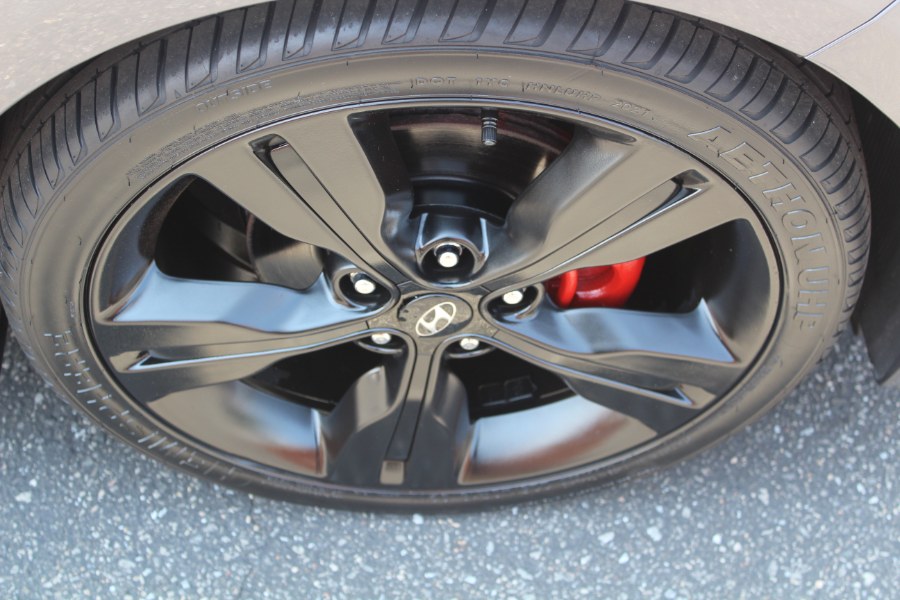 2016 Hyundai Veloster 3dr Cpe Auto, available for sale in Deer Park, New York | Car Tec Enterprise Leasing & Sales LLC. Deer Park, New York 2016 Hyundai Veloster 3dr Cpe Auto, available for sale in Deer Park, New York | Car Tec Enterprise Leasing & Sales LLC. Deer Park, New York